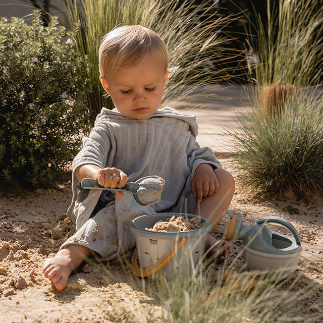 Little Dutch bērnu pončo dvielis ar kapuci – mīksts un ērts pludmales dvielis bērniem