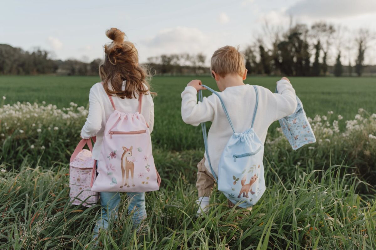 Little Dutch bērnu sporta soma ar Meža draugu dizainu – ērta mugursoma bērnudārzam, skolai un izbraucieniem