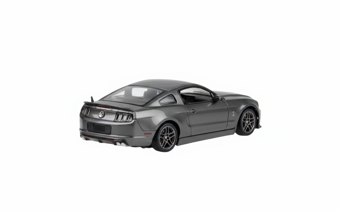 Ford Shelby GT500 tālvadības rotaļu auto – licencēts 1:24 modelis ar 2.4GHz pulti un sportisku dizainu.