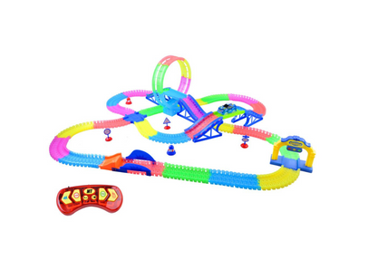 Koša auto trase ar gaismām un skaņu – aizraujoša rotaļlieta bērniem ar tālvadības pulti un sacīkšu auto.