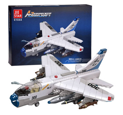 Lidmašīnas konstruktors komplekts ar 683 detaļām – radoša būvēšanas rotaļlieta bērniem