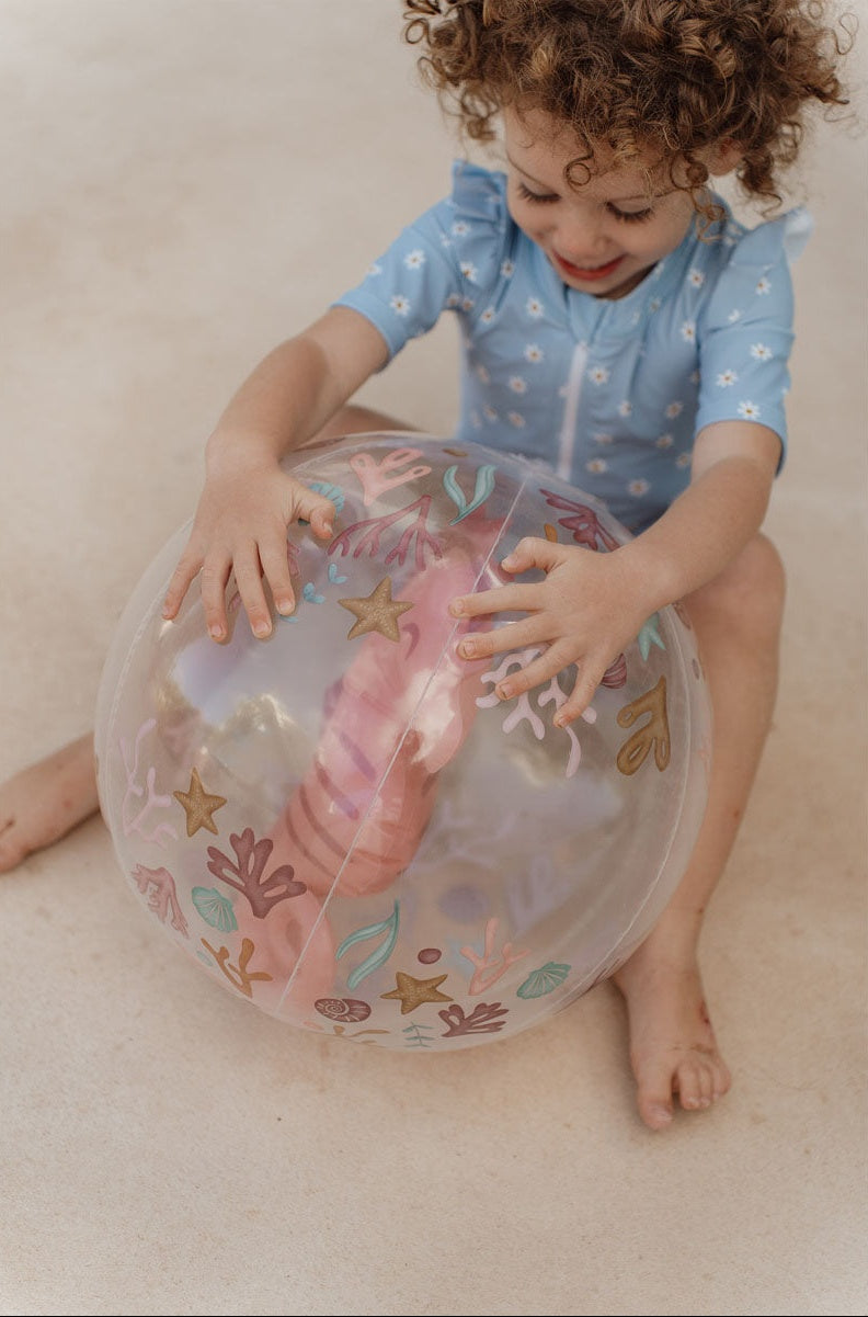 Little Dutch 3D pludmales bumba ar jūraszirdziņu – gaiši rozā piepūšamā bumba bērniem vasaras rotaļām pie ūdens