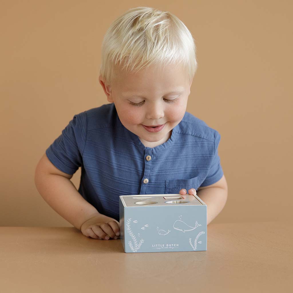 Little Dutch formu un krāsu šķirotājs – koka izglītojoša rotaļlieta bērniem