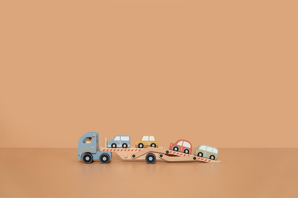 Little Dutch koka automašīnu treileris – bērnu rotaļlieta ar piekabi un mazām mašīnām