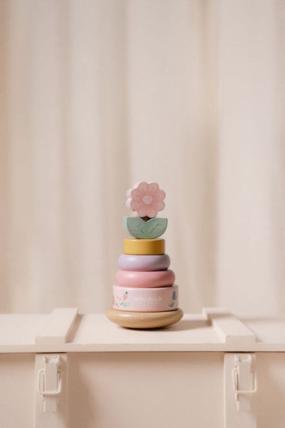 Little Dutch koka gredzenu piramīda Pasaku Dārzs – rotaļlieta bērniem motorikas un koordinācijas attīstībai