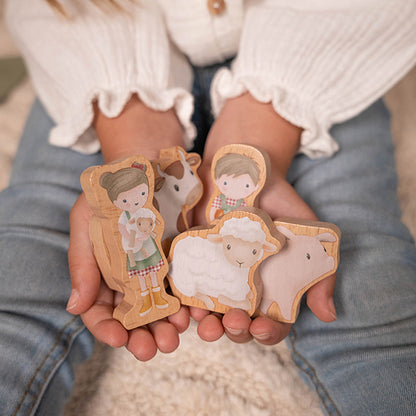 Little Dutch koka vilciena komplekts “Mazā ferma” – rotaļlieta ar dzīvniekiem un sliedēm bērnu radošām spēlēm