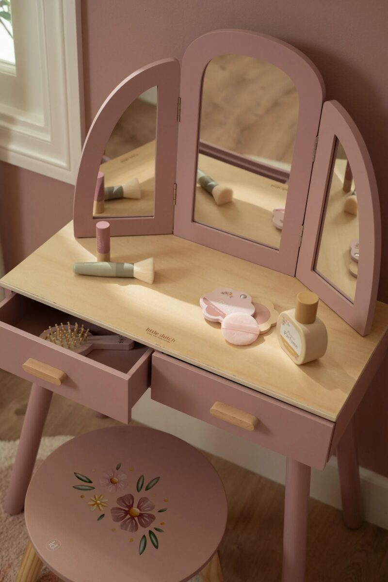 Little Dutch koka kosmētikas galdiņš meitenēm ar spoguli un aksesuāriem – radošām lomspēlēm