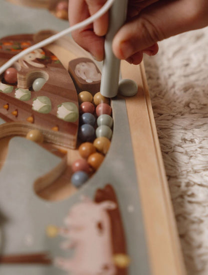 Little Dutch magnētiskais labirints Mazā ferma – izglītojoša koka rotaļlieta bērniem