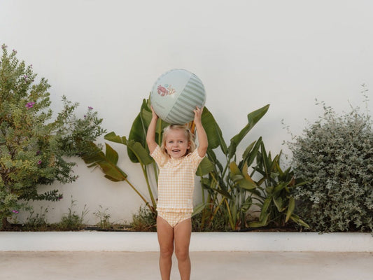 Little Dutch pludmales bumba ar okeāna tēliem – viegla, daudzkrāsaina piepūšamā bumba bērniem vasaras rotaļām