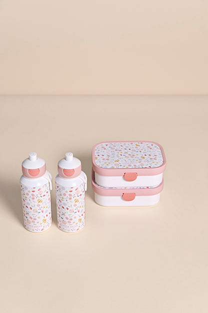 Little Dutch pusdienu kastīte Ziedi un tauriņi – bērnu pusdienu trauciņš ar nodalījumiem un skaistu dizainu