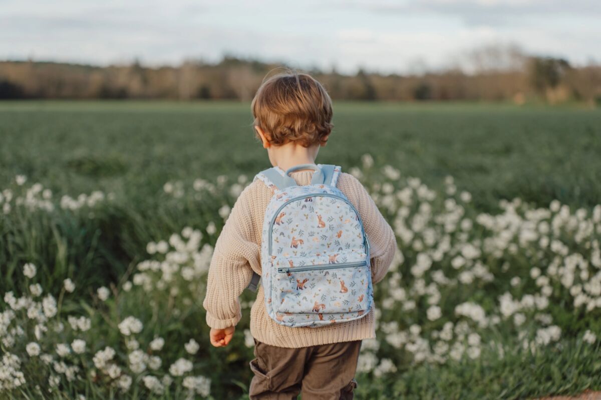 Little Dutch bērnu mugursoma ar Meža draugu dizainu – ērta, viegla un praktiska soma skolai, bērnudārzam un izbraucieniem