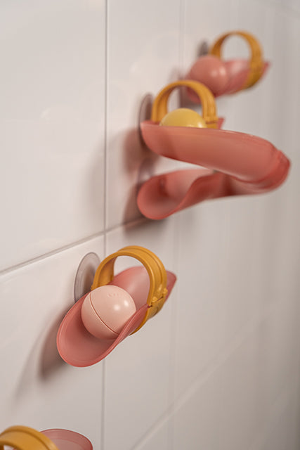 Little Dutch vannas bumbu celiņu komplekts bērniem – rotaļlieta ar piesūcekņiem jautrai peldēšanās laikā un sīko motoriku attīstībai